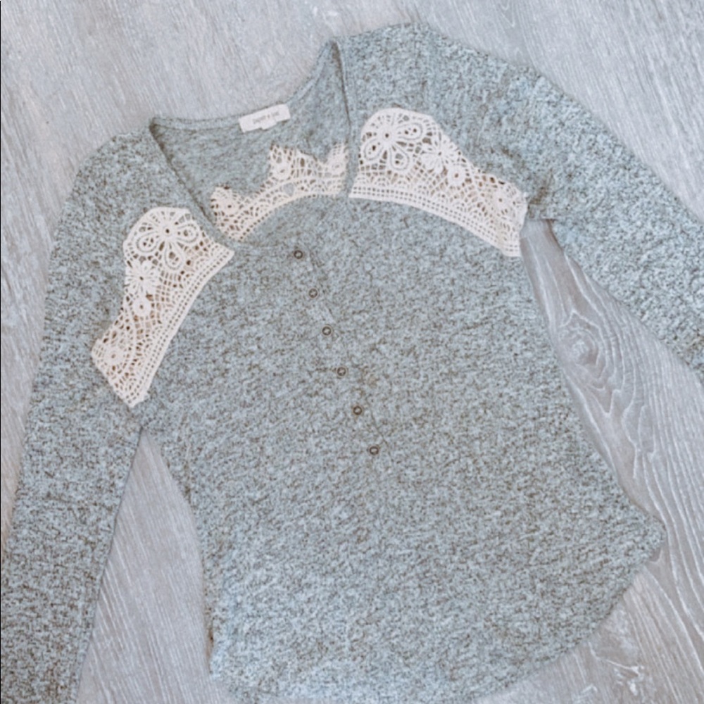 Soft Long-Sleeve Grey Shirt w/Crochet Detail